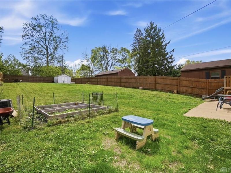 1320 N Plum Street, Springfield, OH 45504 Photo 32