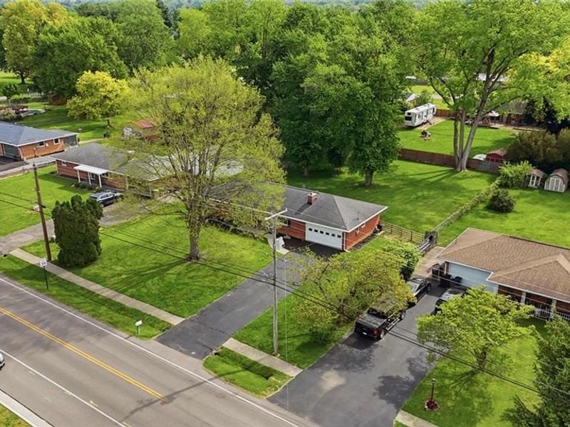 440 S Xenia Drive, Enon Vlg, OH 45323 Photo 6