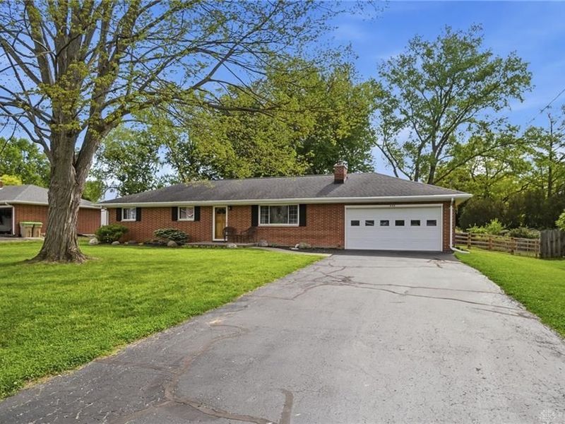 440 S Xenia Drive, Enon Vlg, OH 45323 Photo 8