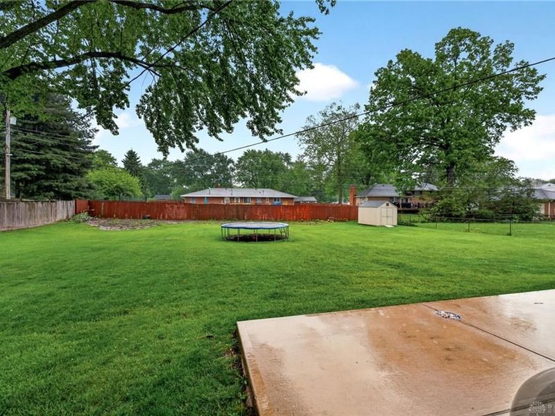 1086 Ceylon Circle, Beavercreek, OH 45430 Photo 29