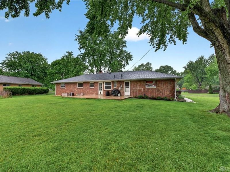 1086 Ceylon Circle, Beavercreek, OH 45430 Photo 30