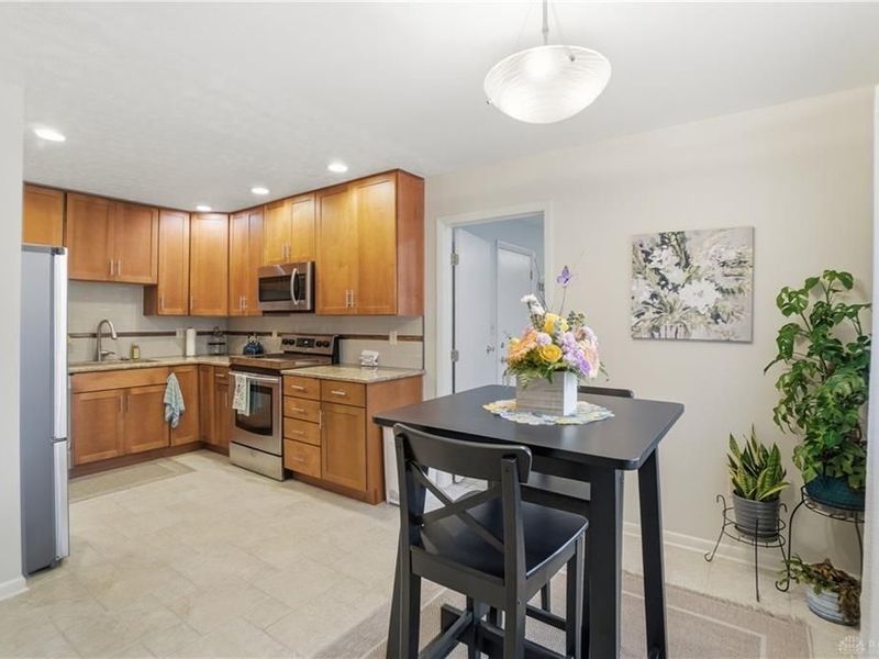 2516 E Whipp Road, Kettering, OH 45440 Photo 10