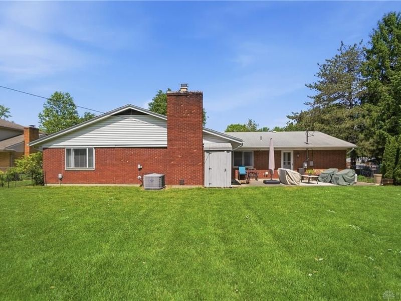 2516 E Whipp Road, Kettering, OH 45440 Photo 34