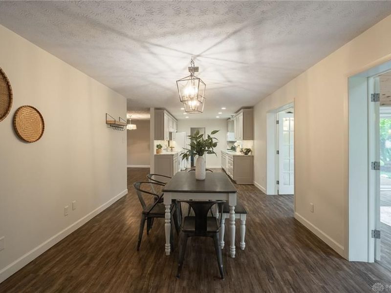2112 Granada Drive, Beavercreek, OH 45431 Photo 12