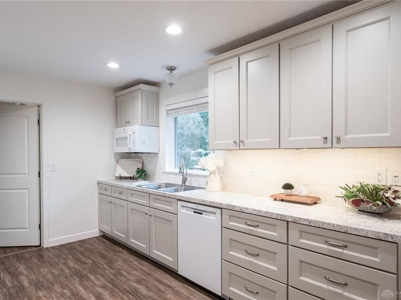 2112 Granada Drive, Beavercreek, OH 45431 Photo 15