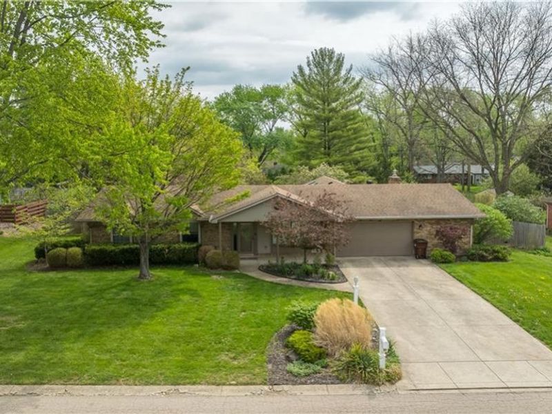 2112 Granada Drive, Beavercreek, OH 45431 Photo 2