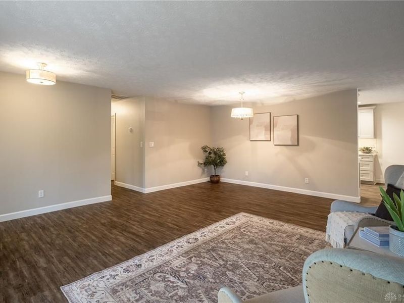 2112 Granada Drive, Beavercreek, OH 45431 Photo 8