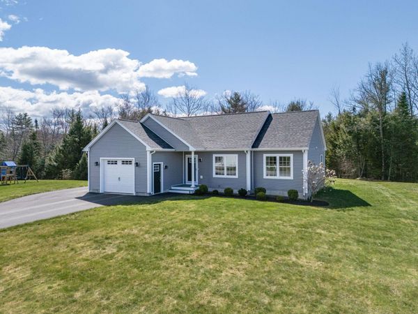 33 Meredith Drive, Windham, ME 04062