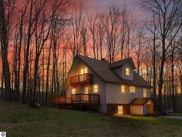 4450 Antioch Drive, Mesick, MI 49668