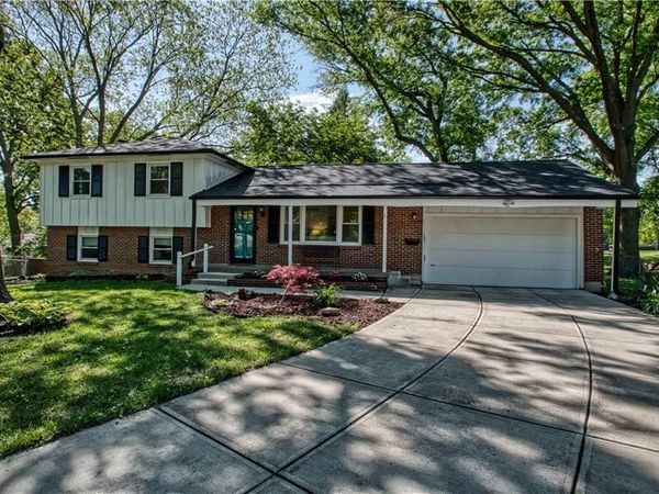 9315 Hardy Drive, Overland Park, KS 66212
