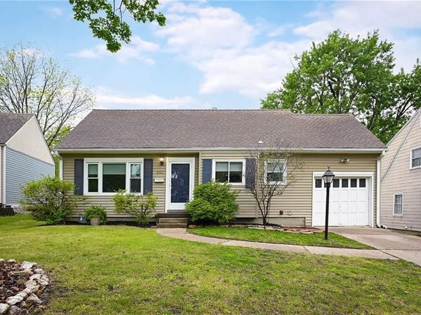 5322 Juniper Drive, Roeland Park, KS 66205