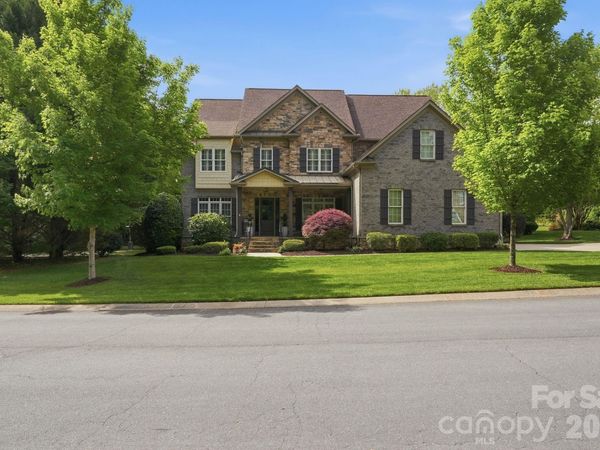 1401 Tara Plantation Boulevard, Wesley Chapel, NC 28110