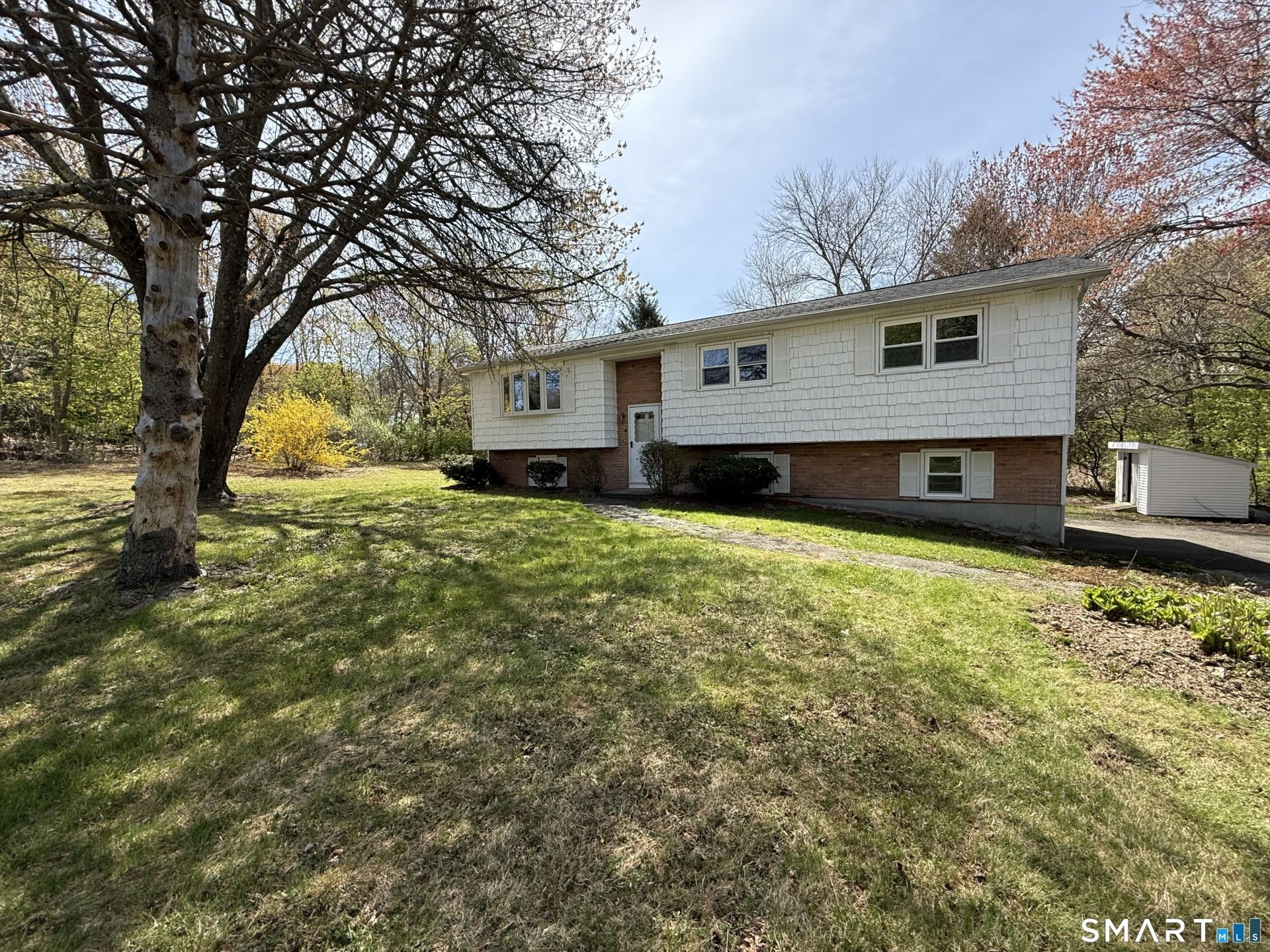 1 Winfield , Wolcott, CT 06716 Main Photo