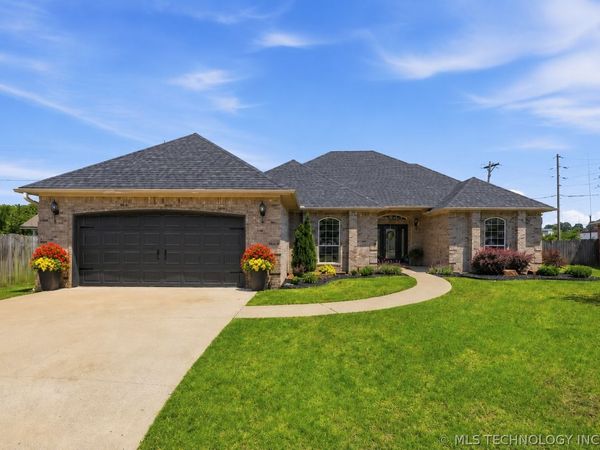 1515 Redwood Place, Tahlequah, OK 74464