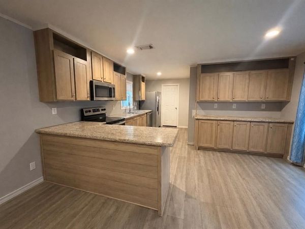 198 Post Oak Drive , Whitney, TX 76692
