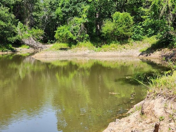 000 County Road 1270 , Alvord, TX 76225