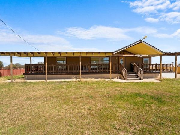 277 Deer Shadw Circle, Whitney, TX 76692