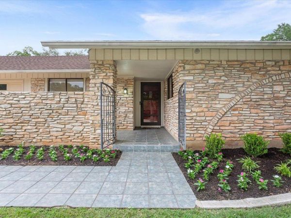 2605 Gabriel View DR, Georgetown, TX 78628