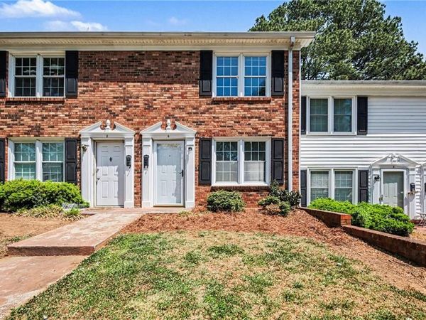 311 Salisbury Street , Unit 4, Kernersville, NC 27284