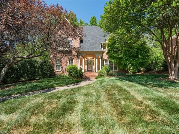 971 Ridge Gate Drive, Lewisville, NC 27023