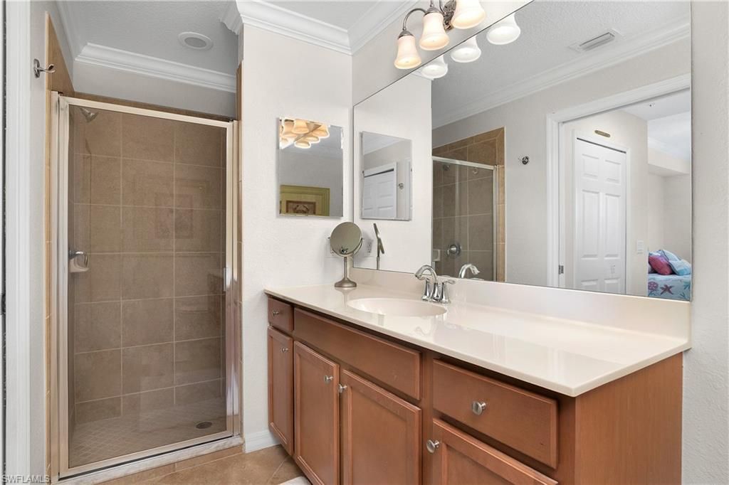 9719 Acqua Ct , Unit 214, Naples, FL 34113 Photo