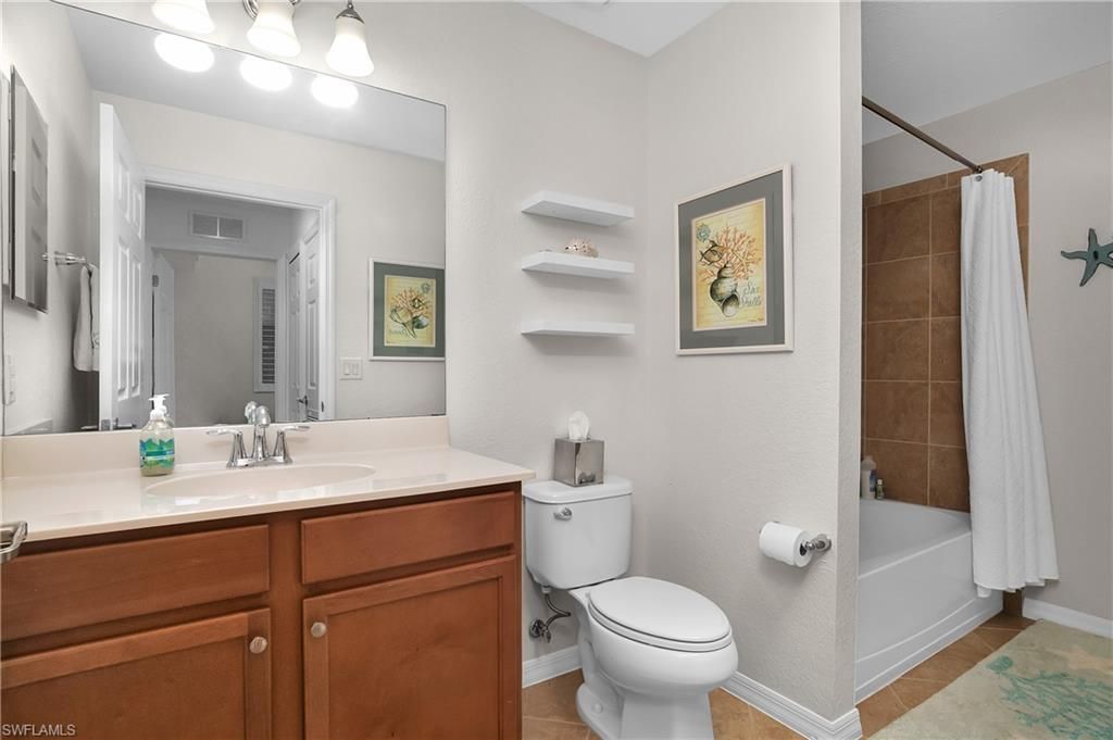 9719 Acqua Ct , Unit 214, Naples, FL 34113 Photo