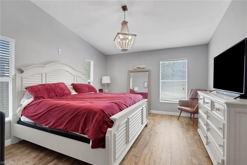 3300 Valencia Dr, Naples, FL 34120 Photo