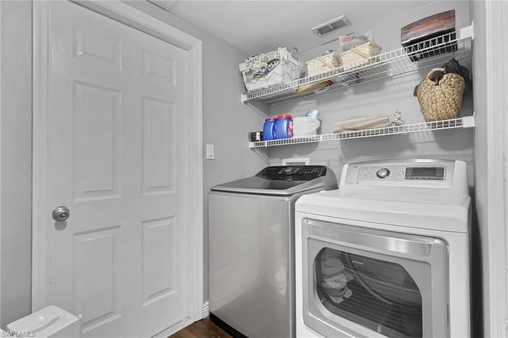 3300 Valencia Dr, Naples, FL 34120 Photo