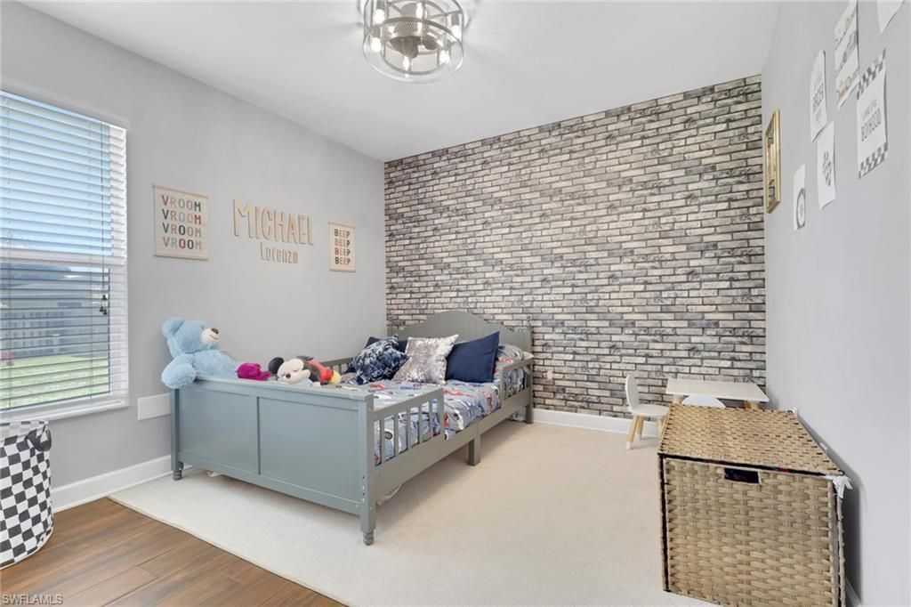 3300 Valencia Dr, Naples, FL 34120 Photo