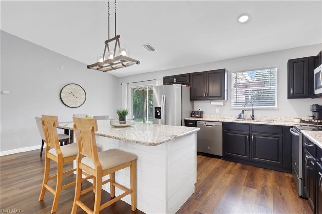 3300 Valencia Dr, Naples, FL 34120 Photo