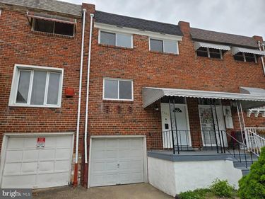1327 KINGS PLACE, PHILADELPHIA, PA 19122