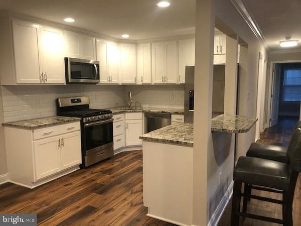 28 ASPEN COURT , HAMILTON, NJ 08619