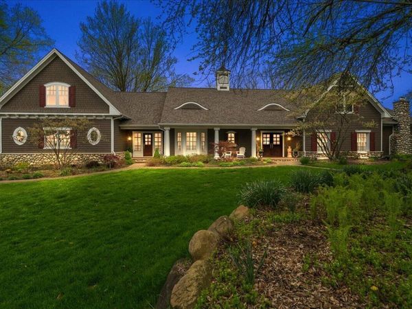 3155 Lake Drive SE, East Grand Rapids, MI 49506