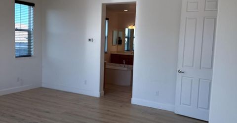 10005 W Atrio Cir, Elk Grove, CA 95757 Photo