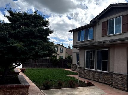 10005 W Atrio Cir, Elk Grove, CA 95757 Photo