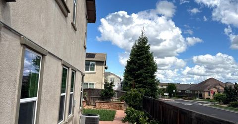 10005 W Atrio Cir, Elk Grove, CA 95757 Photo