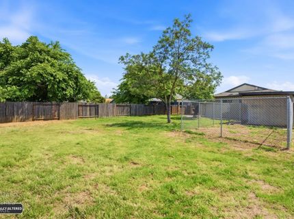 7632 Harmony Oaks Way, Sacramento, CA 95828 Photo