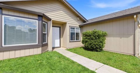 7632 Harmony Oaks Way, Sacramento, CA 95828 Photo