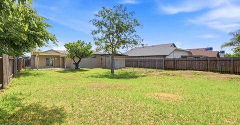 7632 Harmony Oaks Way, Sacramento, CA 95828 Photo