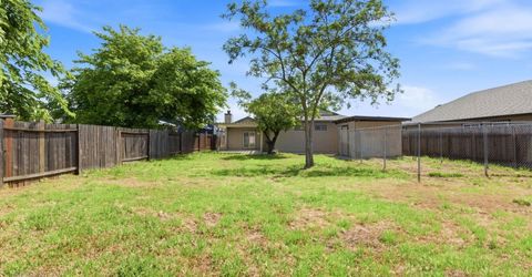 7632 Harmony Oaks Way, Sacramento, CA 95828 Photo