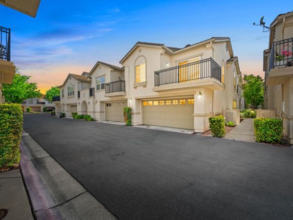 3301 N Park Dr #1716, Unit 1716, Sacramento, CA 95835