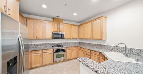 3301 N Park Dr #1716, Unit 1716, Sacramento, CA 95835 Photo