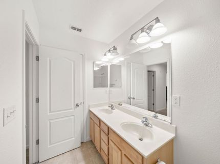 3301 N Park Dr #1716, Unit 1716, Sacramento, CA 95835 Photo