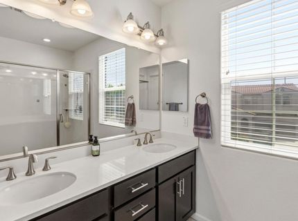 140 Lily Bay Cir, Sacramento, CA 95834 Photo