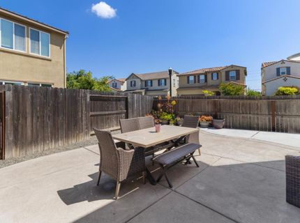 140 Lily Bay Cir, Sacramento, CA 95834 Photo