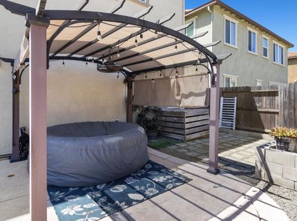 140 Lily Bay Cir, Sacramento, CA 95834 Photo