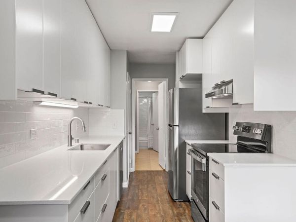 2201 Woodside Ln #10, Unit 10, Sacramento, CA 95825