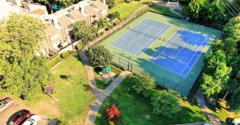 2201 Woodside Ln #10, Unit 10, Sacramento, CA 95825 Photo