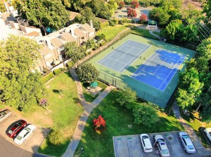 2201 Woodside Ln #10, Unit 10, Sacramento, CA 95825 Photo