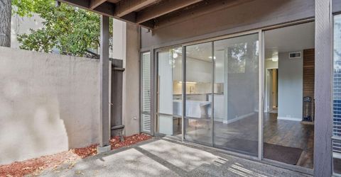 2201 Woodside Ln #10, Unit 10, Sacramento, CA 95825 Photo